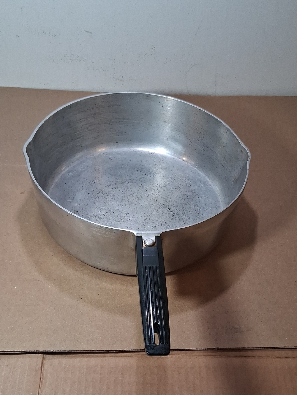Vintage Magnalite GHC Double Spout Chicken Fryer 11 1/4” Diameter, RARE